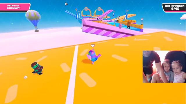 Mila & Nika в новой улетной игре Fall Guys