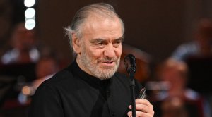 Видео Путин лично поздравил Гергиева с 70-летием Знаменитост