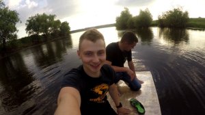 Плот из бутылок