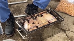 Коптильня, первое копчение, коптим курицу 2021