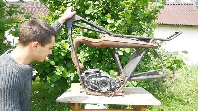 В МЕШКЕ ПРИШЁЛ РЕДЧАЙШИЙ МОТОЦИКЛ СССР смотреть онлайн