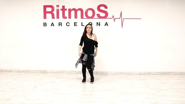 Learn Reggaeton Dance Moves смотреть онлайн