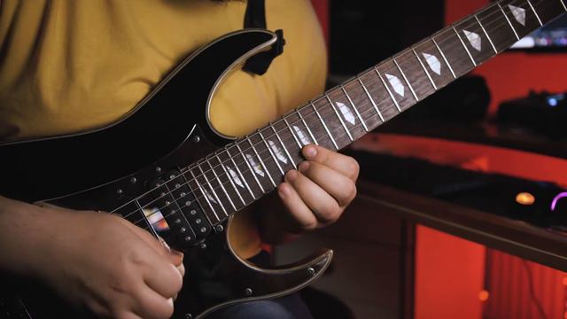 Ibanez Universe UV777PBK смотреть онлайн