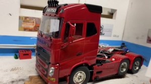 Tamiya Volvo fh16 led tuning установил подсветку на Вольву