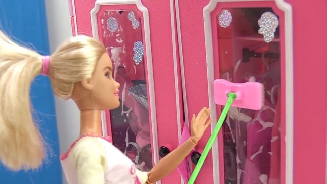 Барби и Кен ждут гостей - Игры Барби для девочек смотреть онлайн