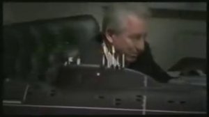 Лодка в даль уходит ночью...