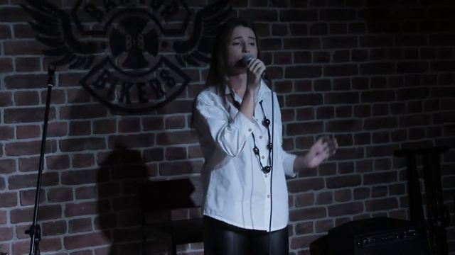 Анита Экгардт "Там нет меня" смотреть онлайн