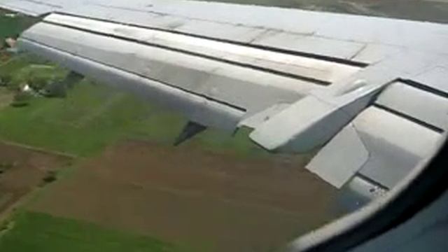 Skopje airport landing смотреть онлайн