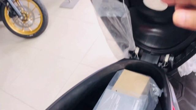 Yamaha Ray ZR 125 Hybrid E20 New Model 2023 Scooter | अब पेट्रोल की चिंता छोड़ो इस स्कूटर के साथ смотреть онлайн