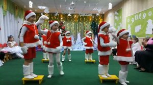 Танец морозят (старшая группа)