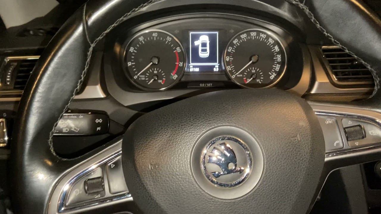 Стучит рулевая рейка? ремонт бесплатно за 5 минут. Skoda Rapid смотреть онлайн