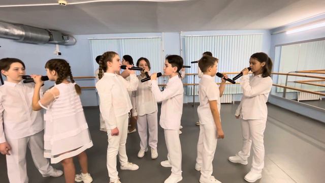 Спасите люди мир смотреть онлайн