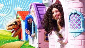 Принцессы Диснея в видео онлайн - Динозавр в Волшебном Замке! – Весёлые игры для девочек