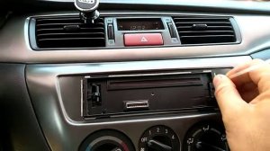Снятие автомагнитолы Kenwood хомутами