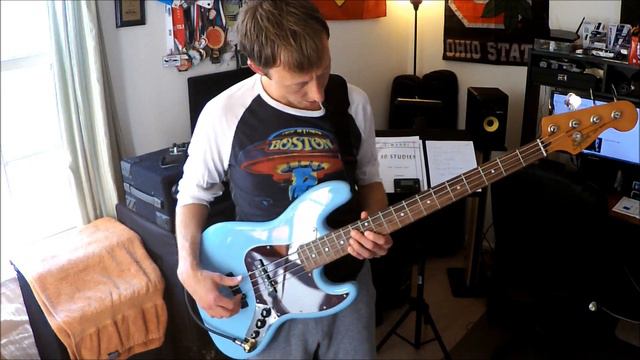 Squier Classic Vibe 60s Jazz Overview смотреть онлайн