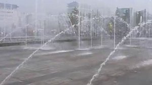 Xian. Musical fountains. Сиань. Музыкальные фонтаны.