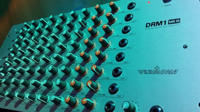 Vermona DRM1 MKIII смотреть онлайн