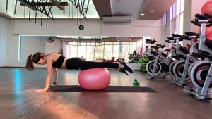 Как похудеть БЫСТРО. Тренировка на ФИТБОЛЕ | FITBALL Workout