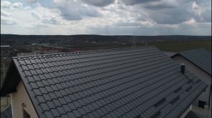 МЕТАЛЛОЧЕРЕПИЦА ВАЛЕНСИЯ RAL 7024 QMAT | КАЧЕСТВЕННАЯ КРОВЛЯ ОТ DASTERUM