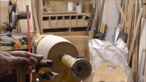 Деревянная бочка на токарном станке