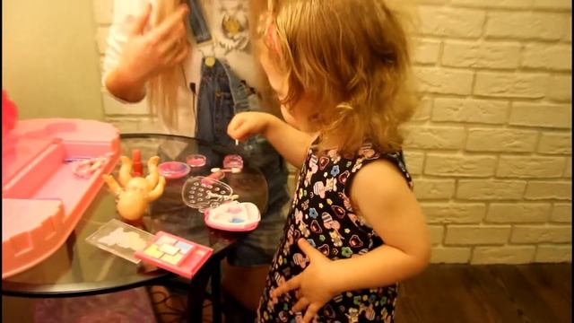 Красим пупсика кисточкой Докрашиваем Маму Последняя ЧАСТЬ Paint baby brush Zakrashivaet Mother Last смотреть онлайн