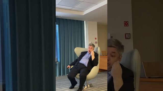 Дмитрий ГолубовскийЭксперт Финансовых рынко.Более 10 лет опыта успешного прогнозирования динамики смотреть онлайн