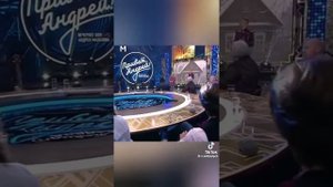Исполняет Нина Усатова под песню " Где тропа за рекой запорошена