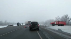 Утреннее ДТП фуры и иномарки сняли на видео в Городищенском районе