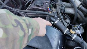 эпопея с заменой термостата мерседес 124 часть 1