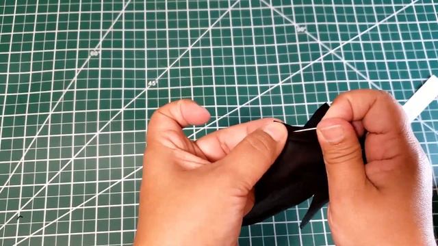 DIY Leggings for Rainbow High dolls! How to make doll clothes by hand. (Free pattern) смотреть онлайн