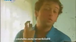 Okan Jalabik kao Džon Travolta