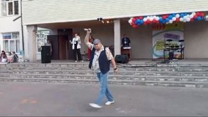 На соседней улице.mp4