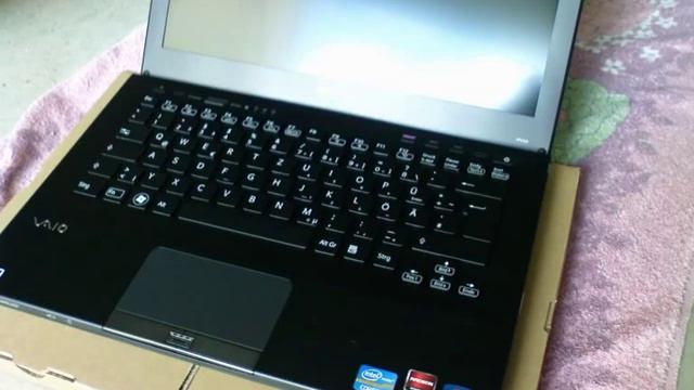 Sony Vaio SA i7 1600 x 900 8GB RAM [unboxing] (DSRocker) смотреть онлайн