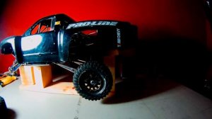 Only 40 seconds video. Fixing RC Trophy Truck, GitUp Git 2