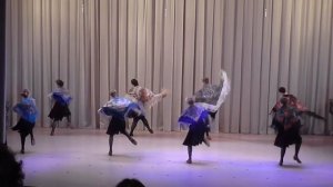 Урок народного танца, 8 класс