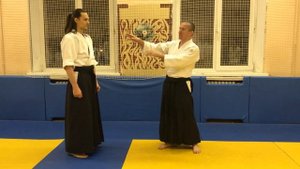 Катате дори -  уде кими наге с атеми в пах - ошибки исполнения