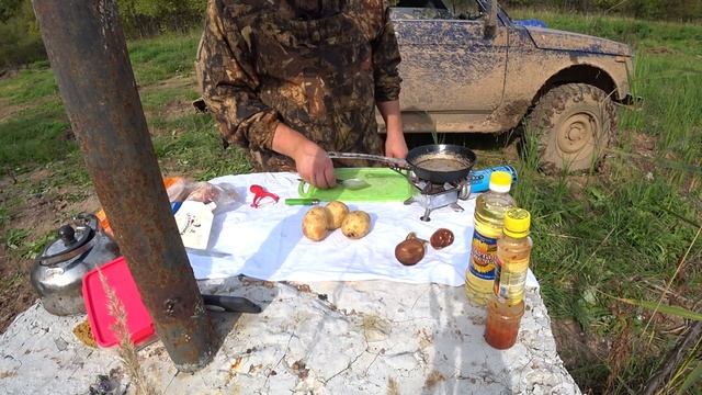 КОП НА БУРОВОЙ.ОДИН В ЛЕСУ КАК ГРУЗИТЬ МЕГА НАХОДКУ!ЧУТЬ НЕ СОРВАЛ СПИНУ. смотреть онлайн
