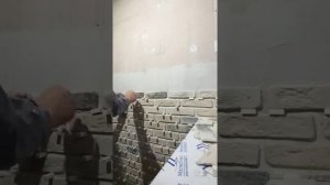 Облицовка стен гипсовой плиткой