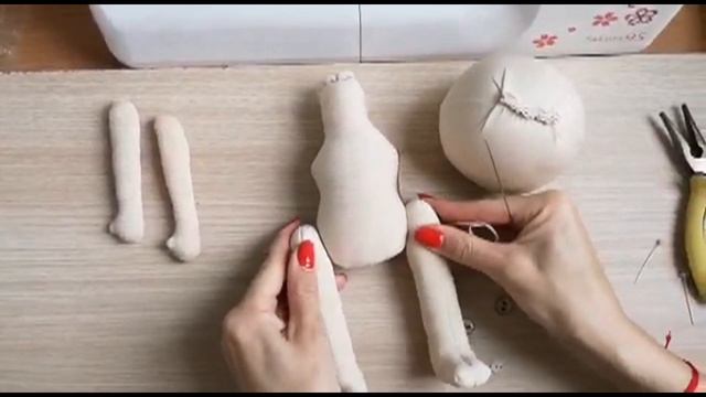 Мастер-класс по созданию текстильной куклы. Часть 7. смотреть онлайн