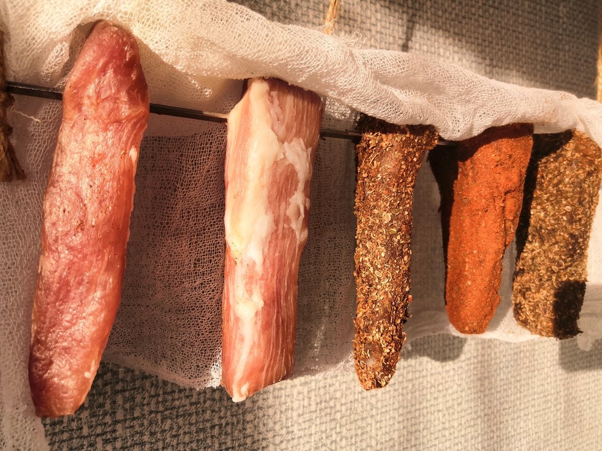 Вяленое свиное мясо в домашних условиях!
