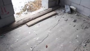 Дом по цене однушки или дом под снос?