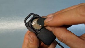 Как открыть ключ Mercedes Benz, чтобы заменить аккумулятор