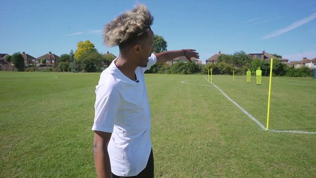 LEARN 3 TYPES OF CROSSES TO GET MORE ASSISTS ? | KitLab смотреть онлайн