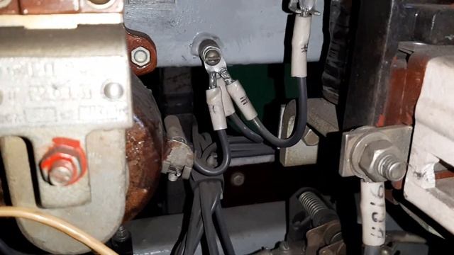 Электровоз ВЛ85. Не вкл ГВ в одной секции. смотреть онлайн