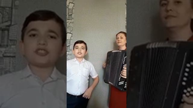 Солист детского ансамбля нородной песни Кромочка Сокиркин Вадим