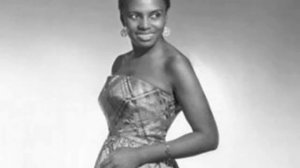 Miriam Makeba - Kulala (Live) Official Video