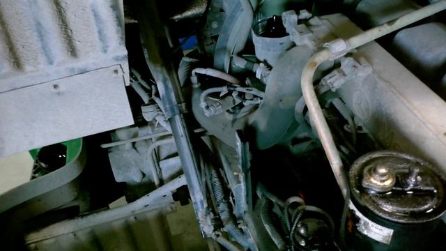 Как прокачать топливо на дизеле. Прокачка топливной магистрали. КамАЗ. Дальнобой в ИТЕКО. смотреть онлайн