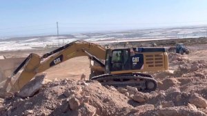 CAT 349 E Excavator Loading Dumper Trucks 773D 2022