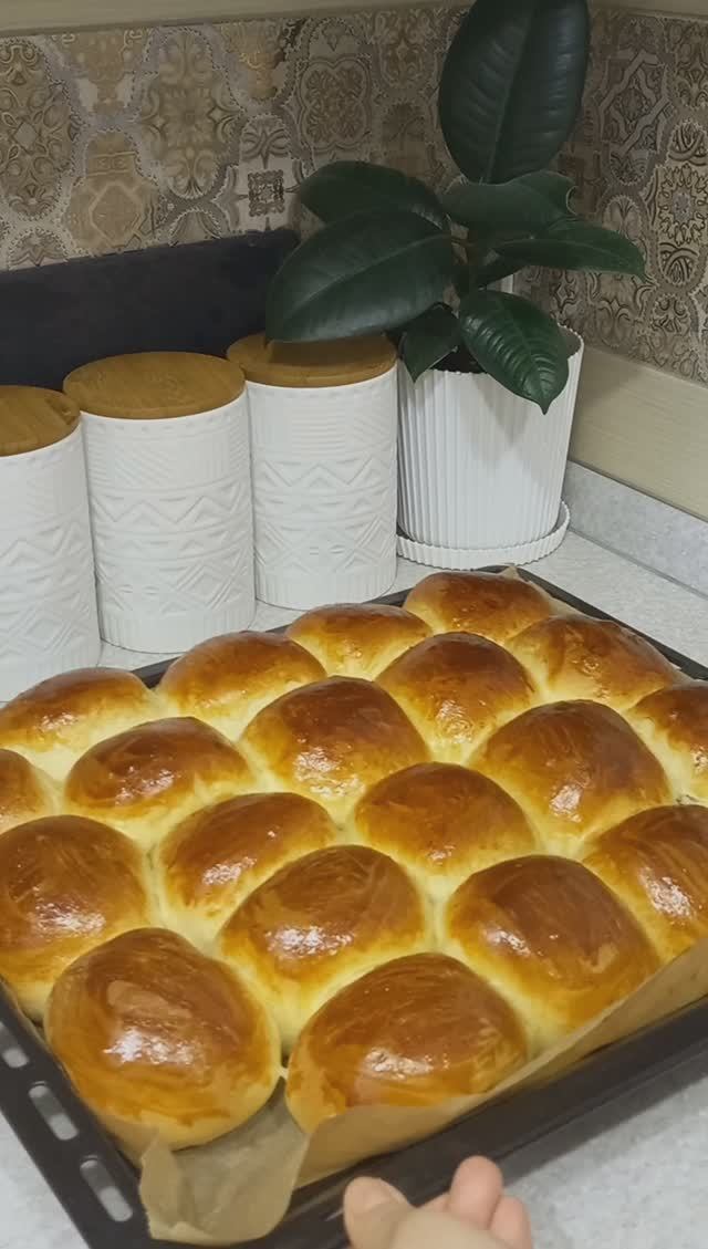 ПЫШНЫЕ БУЛОЧКИ со сгущенкой. Вкус моего детства. Готовим легко и просто.