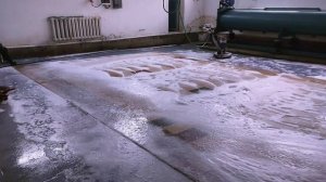 Как эффективно почистить ковер с длинным ворсом? ?